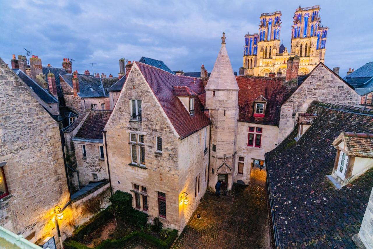 Nid Douillet La Cour Du Dauphin, Vue Cathedrale Imprenable Appartement Laon Buitenkant foto
